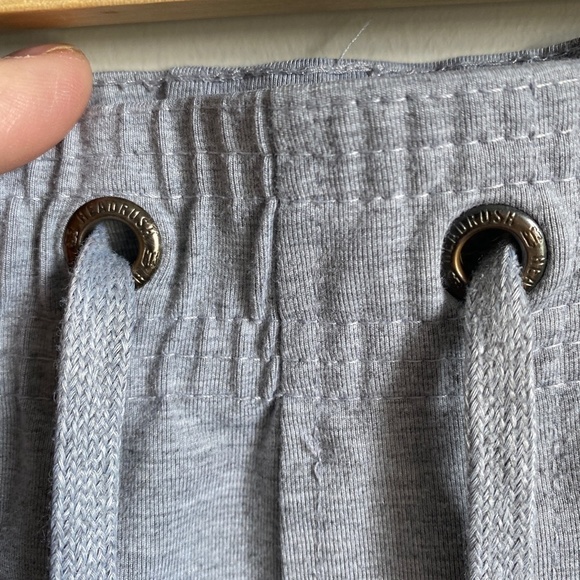 Headrush Fortune Favours The Brave Men's Gray Athletic Gym Shorts Size 2XL - Picture 5 of 14